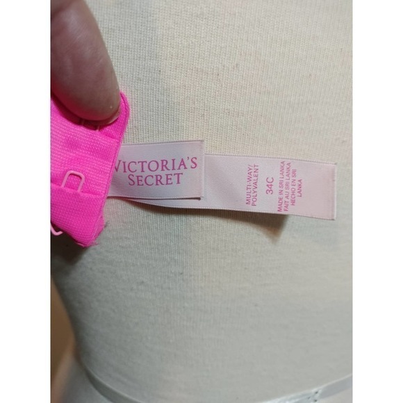 Victoria's Secret hot pink bra 34C Multi-Way 100% Nylon Wire and padded - Picture 5 of 7